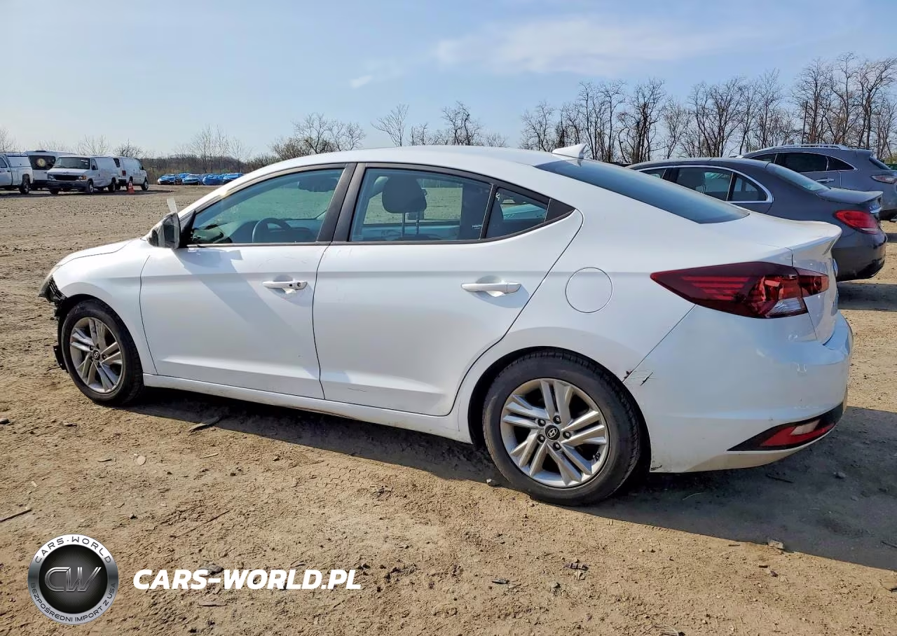 2019 Hyundai Elantra Value Edition VIN:5NPD84LF1KH403511 - 2