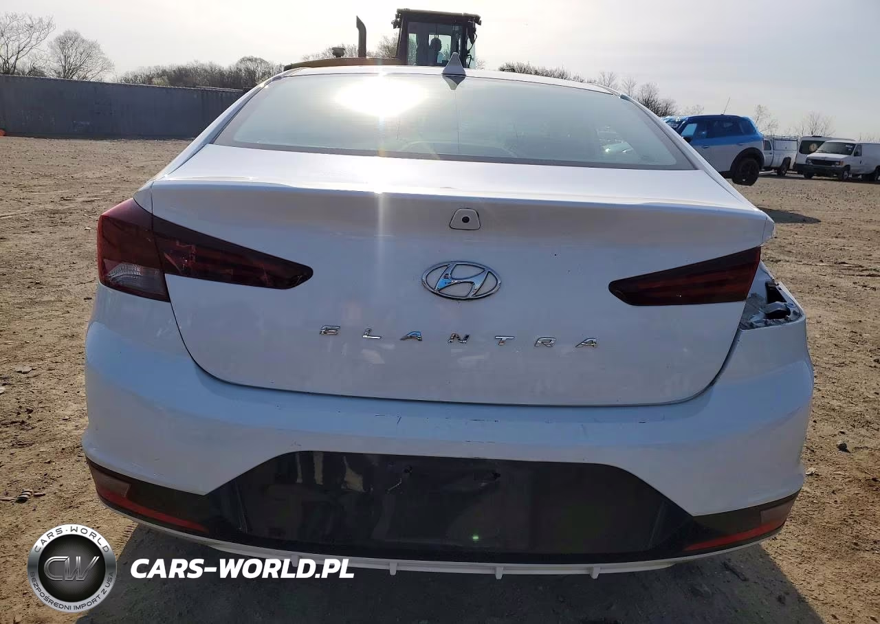 2019 Hyundai Elantra Value Edition VIN:5NPD84LF1KH403511 - 6