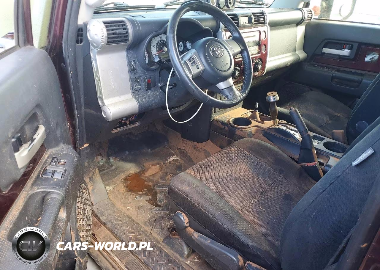 2007 Toyota Fj Cruiser Base VIN:JTEBU11F370066666 - 8