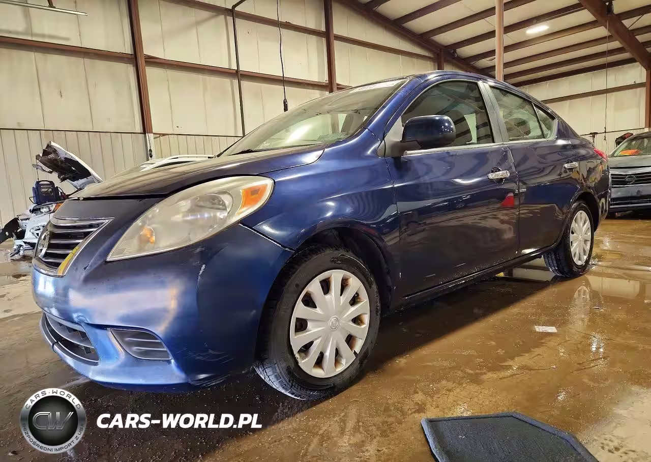 2012 Nissan Versa 1.6 S