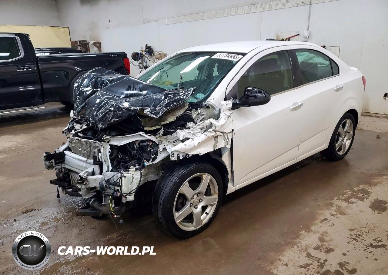 2015 Chevrolet Sonic Ltz