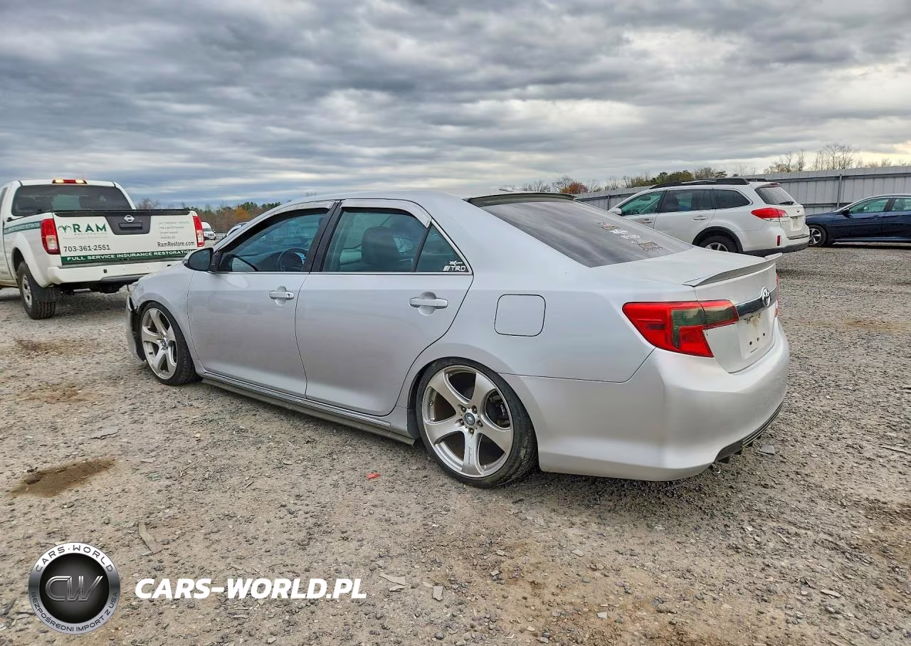 2014 Toyota Camry Xle VIN:4T4BF1FK6ER409966 - 2