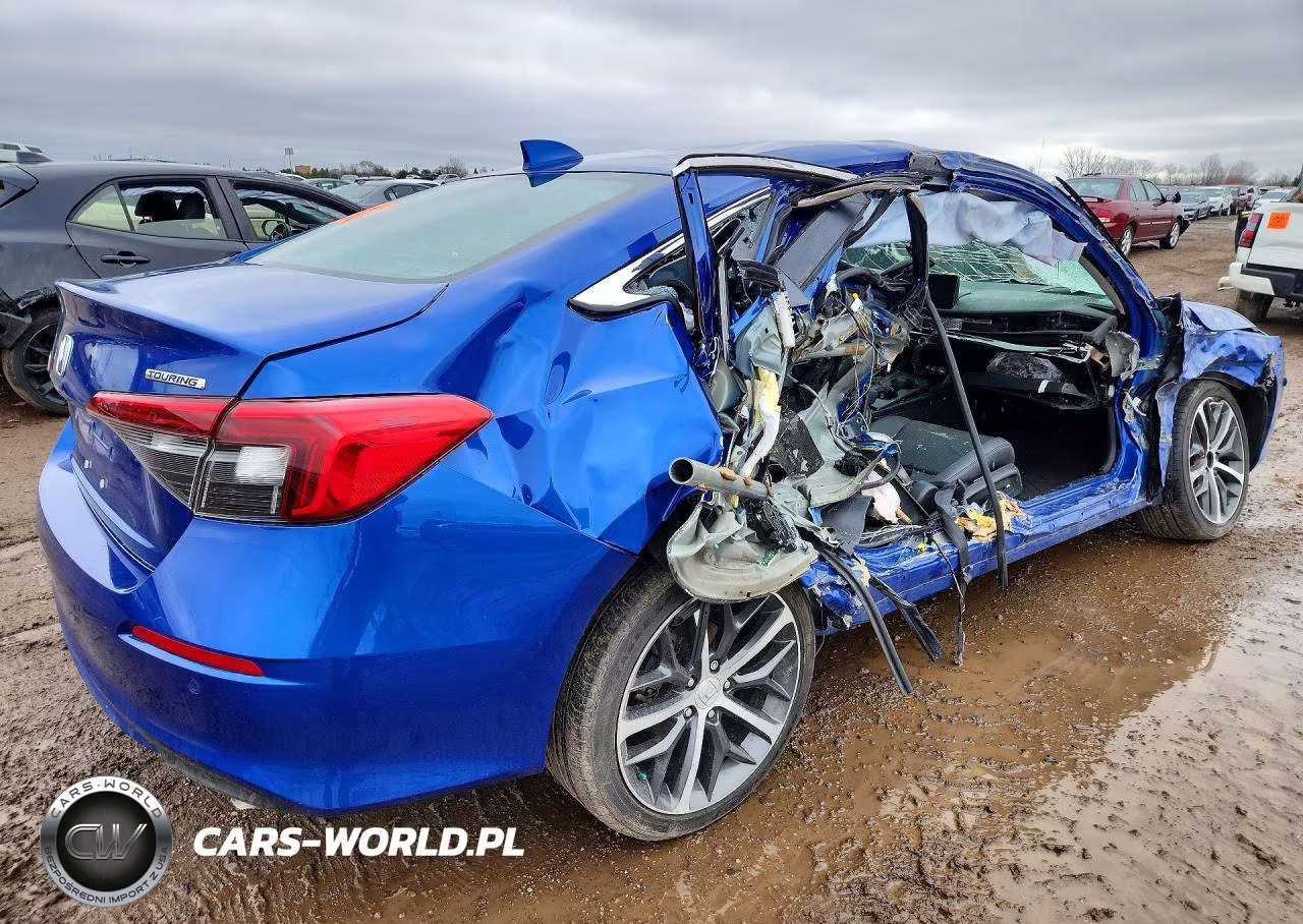 2024 Honda Civic Touring VIN:2HGFE1F95RH315281 - 3