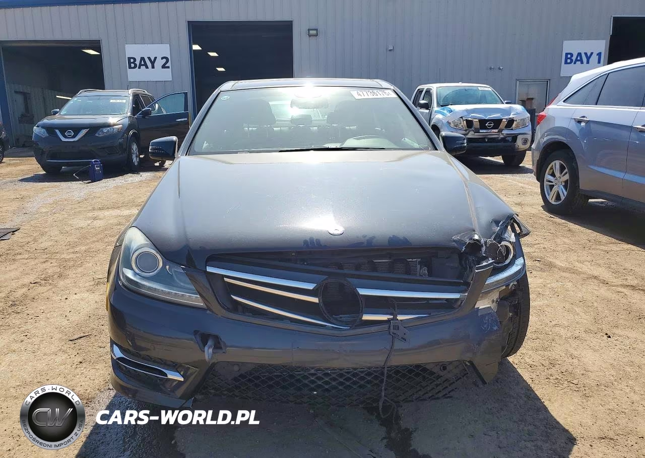 2014 Mercedes-Benz C 300 4Matic VIN:WDDGF8AB4EA930907 - 5