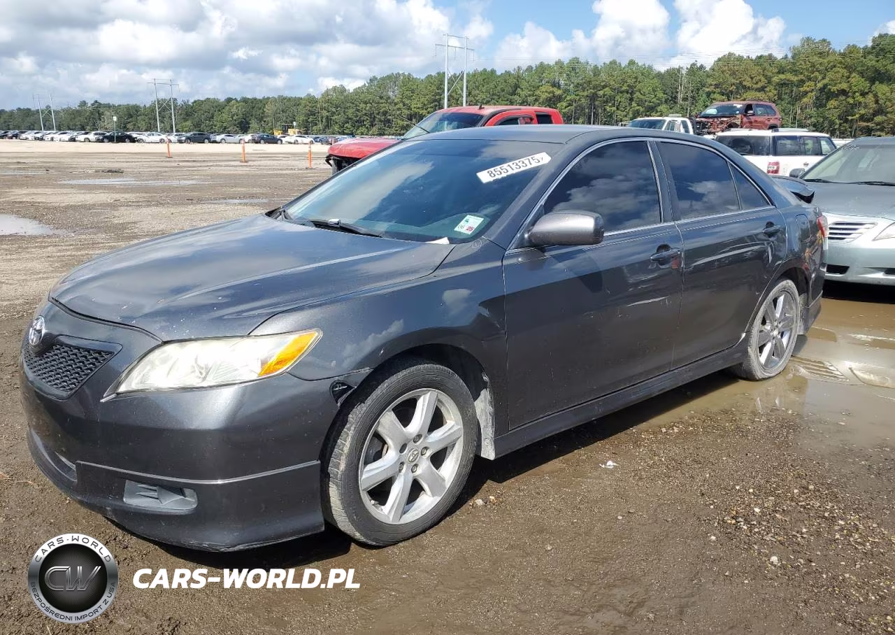 2008 Toyota Camry Le – zdjęcie 1 z 12