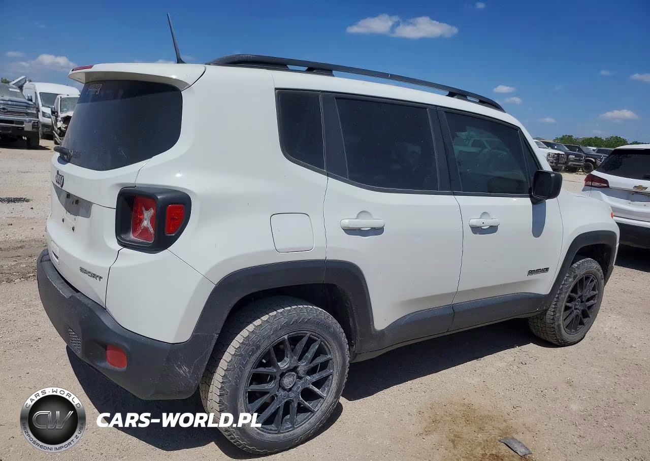 2018 Jeep Renegade Sport VIN:ZACCJBAB4JPH81798 - 3