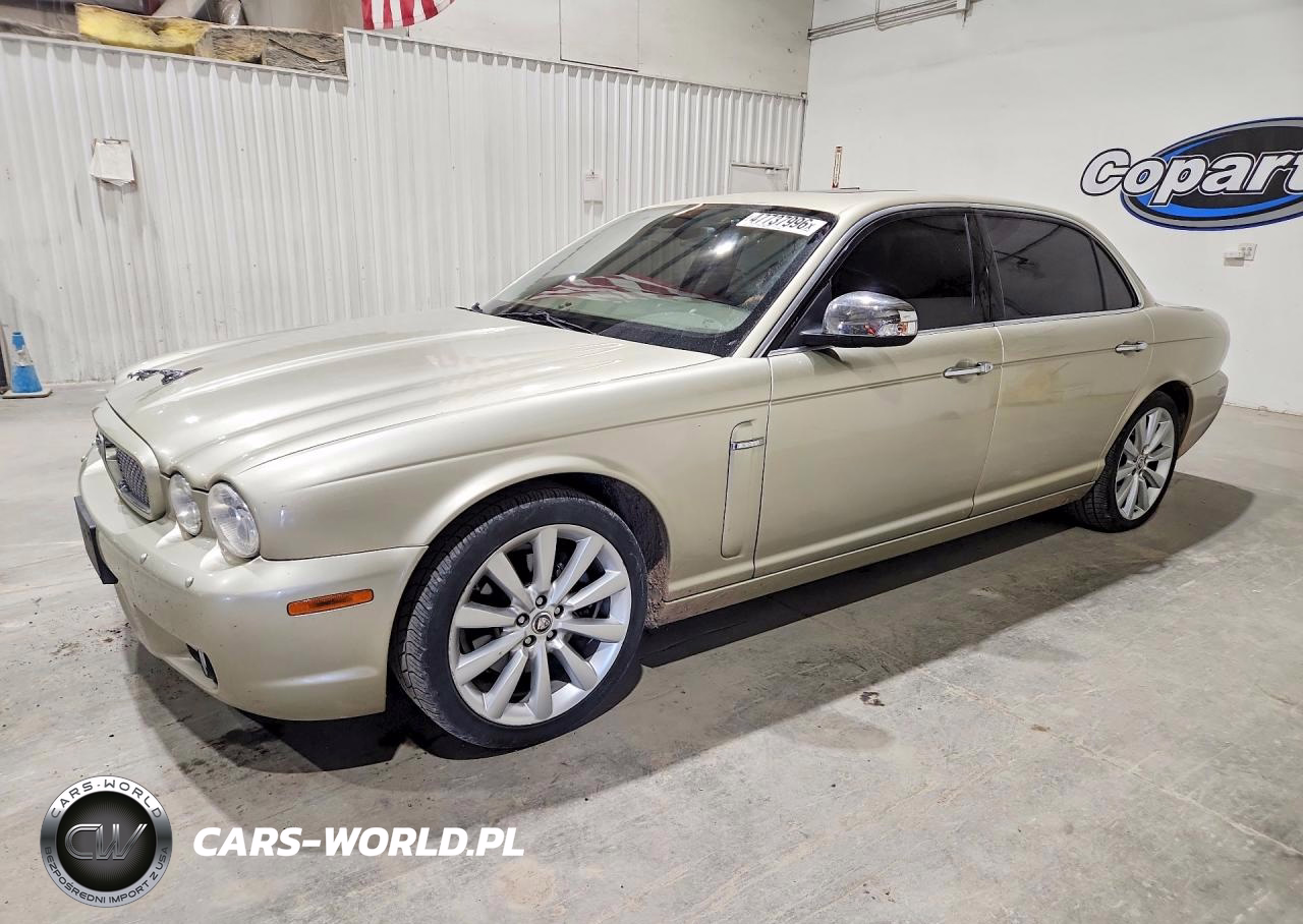 2008 Jaguar Xj8