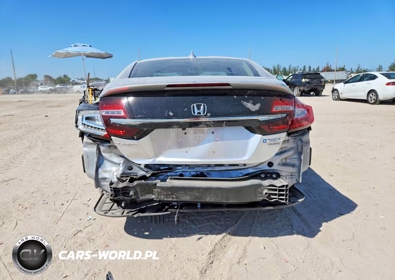 2018 Honda Clarity Touring VIN:JHMZC5F39JC017844 - 6