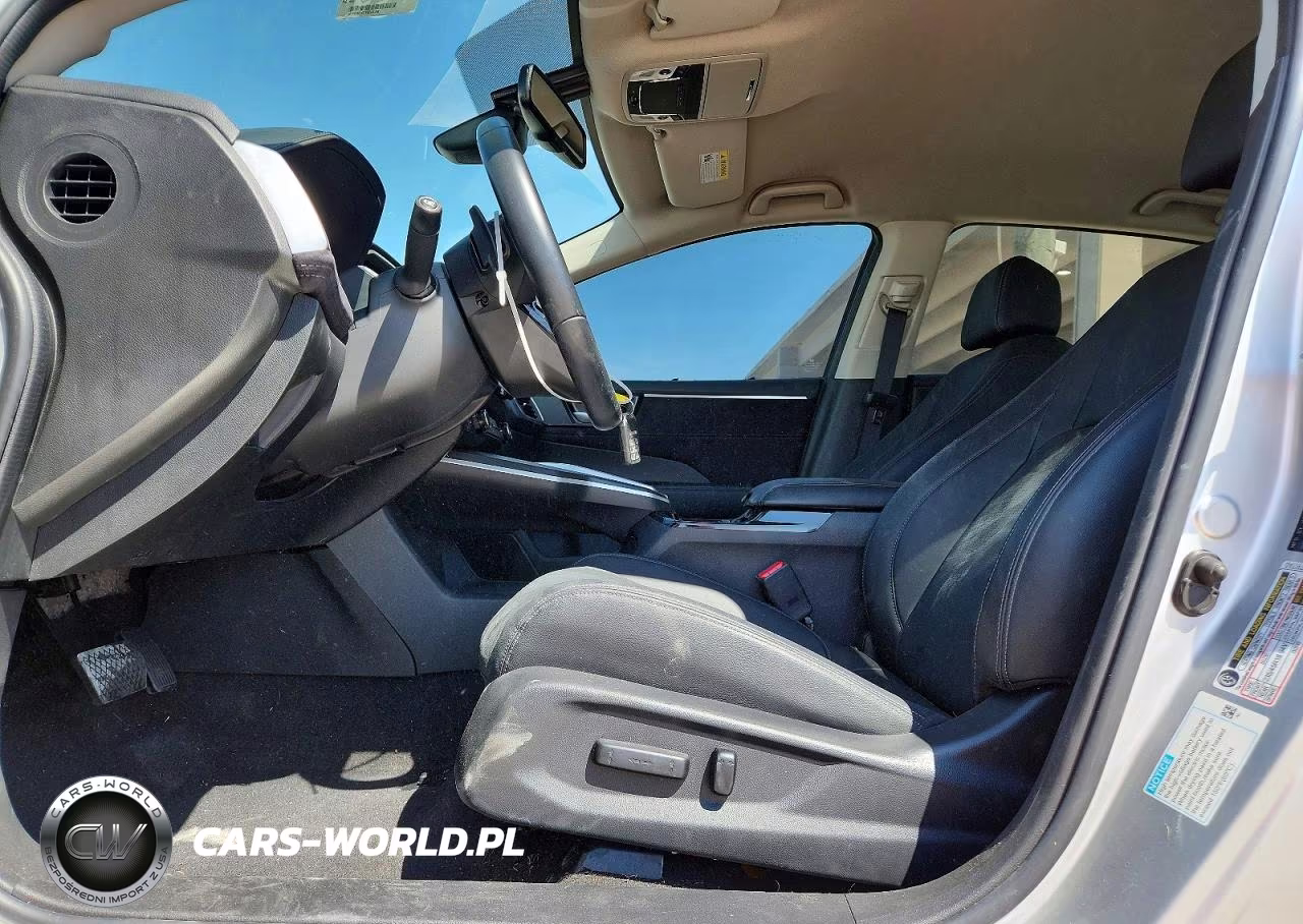 2018 Honda Clarity Touring VIN:JHMZC5F39JC017844 - 7