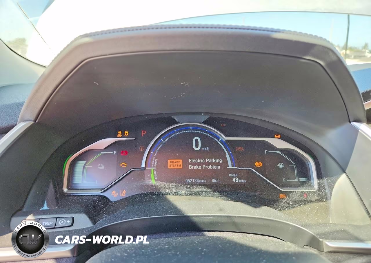 2018 Honda Clarity Touring VIN:JHMZC5F39JC017844 - 9
