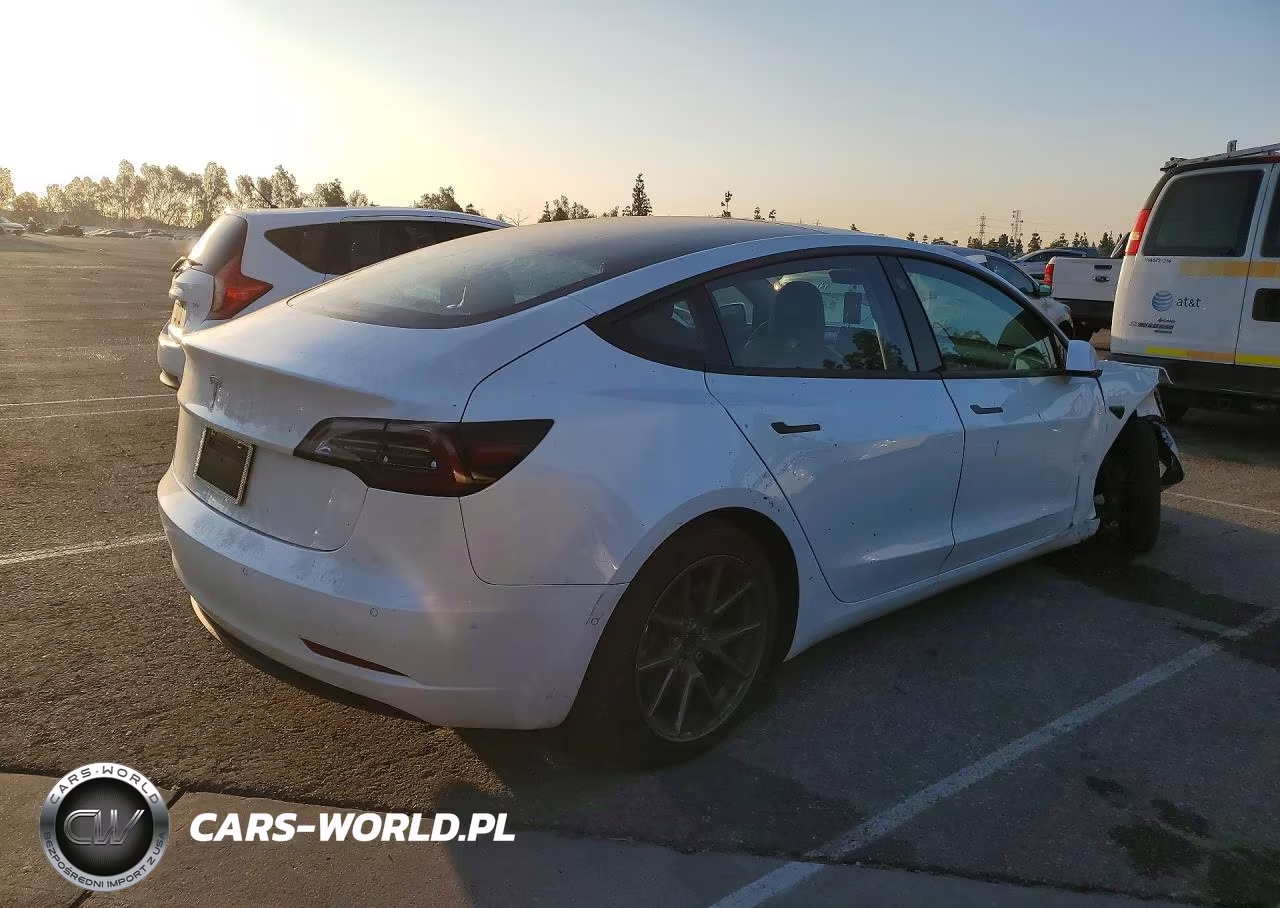 2021 Tesla Model 3 VIN:5YJ3E1EA0MF871820 - 3