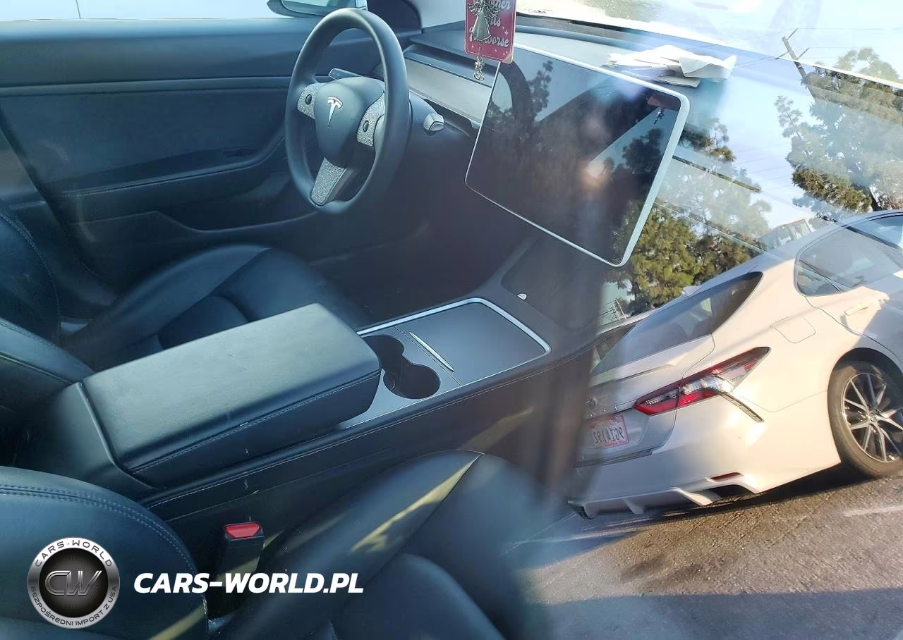 2021 Tesla Model 3 VIN:5YJ3E1EA0MF871820 - 8