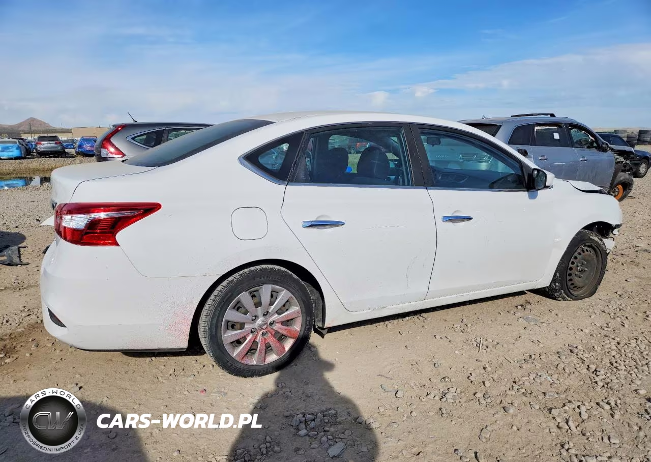 2016 Nissan Sentra S VIN:3N1AB7AP2GY294295 - 3