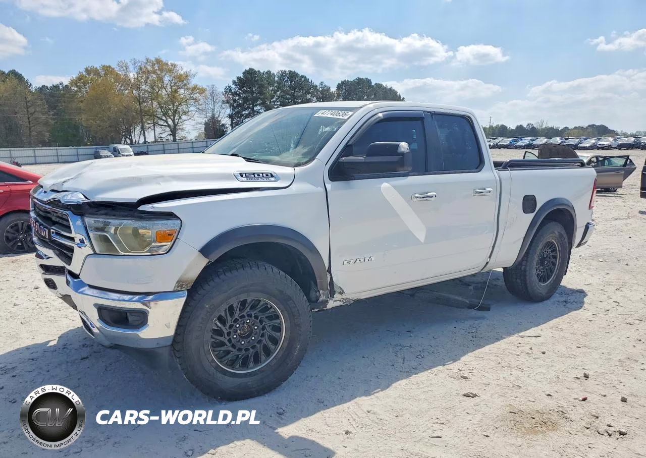 2019 Ram 1500 Big Horn VIN:1C6SRFBT3KN822345 - 1