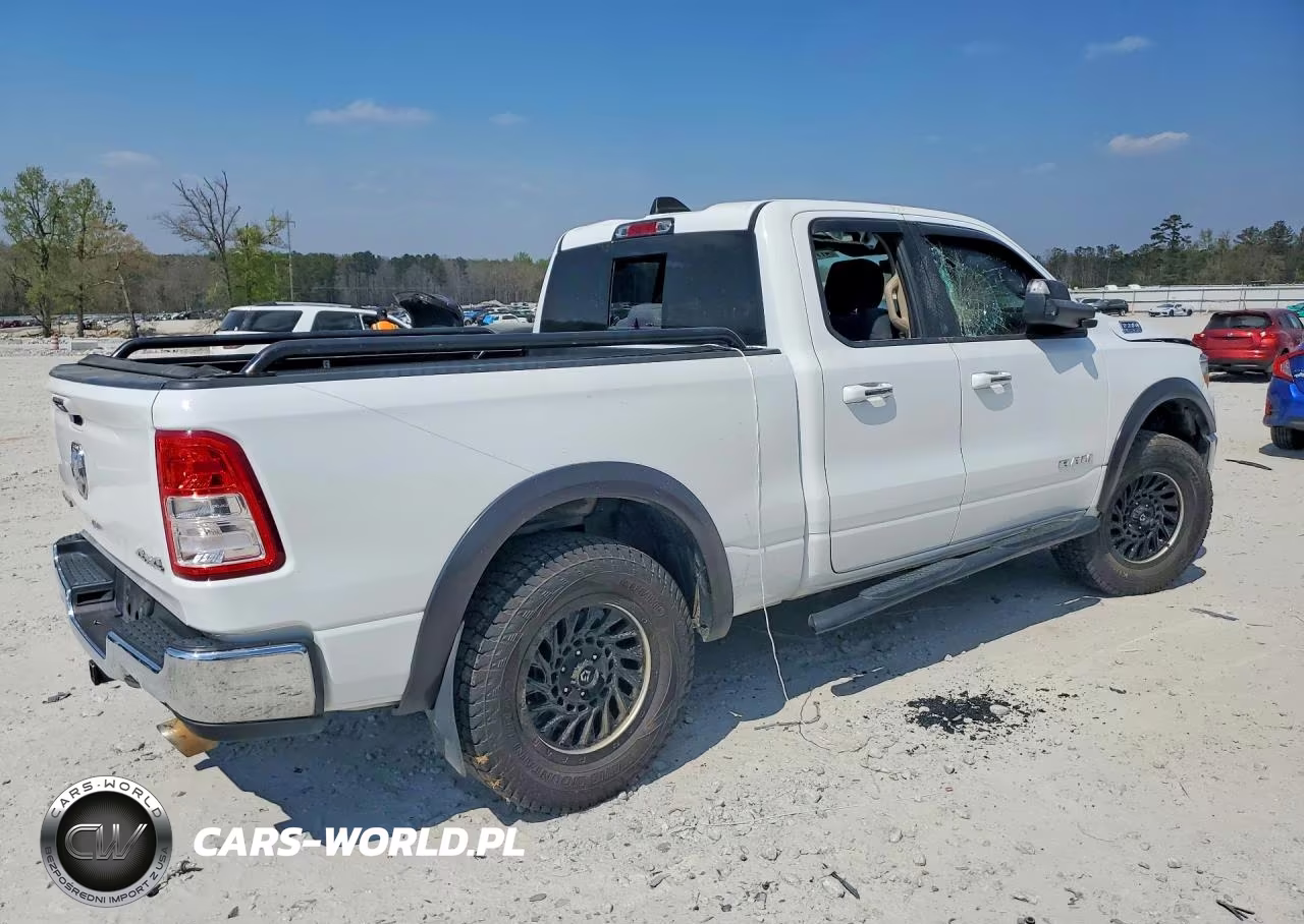 2019 Ram 1500 Big Horn VIN:1C6SRFBT3KN822345 - 3