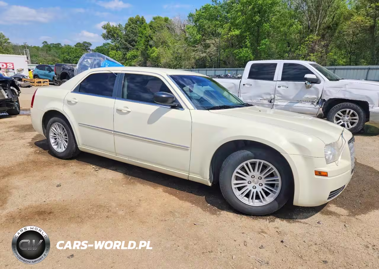 2009 Chrysler 300 Lx VIN:2C3KA43D59H565482 - 4