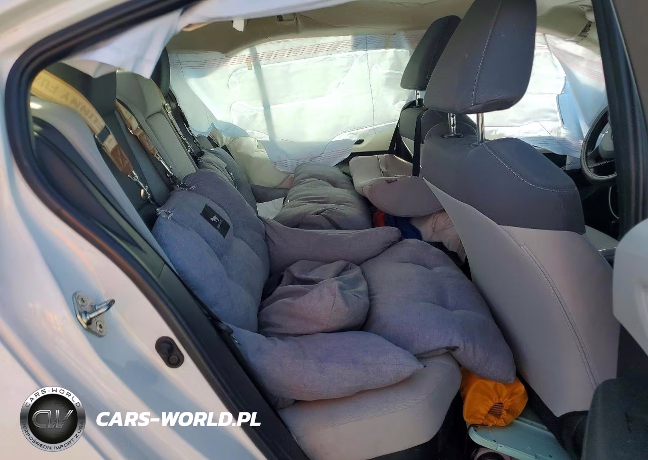 2022 Toyota Corolla Hybrid Le VIN:JTDEAMDE2N3014097 - 10