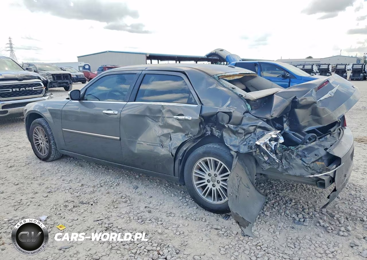 2010 Chrysler 300 Touring VIN:2C3CA5CV3AH201441 - 2