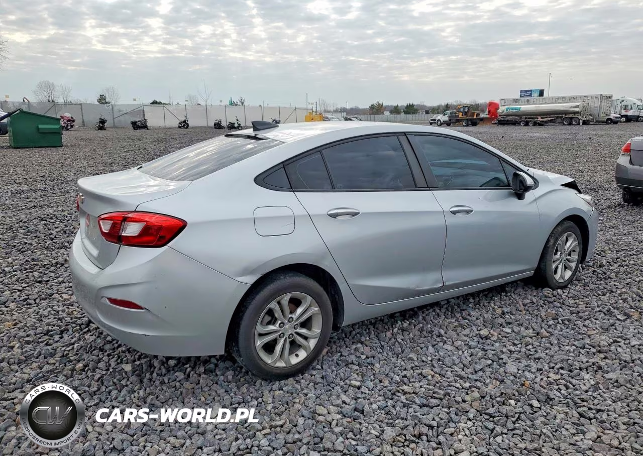 2019 Chevrolet Cruze Ls VIN:1G1BC5SM3K7148742 - 3