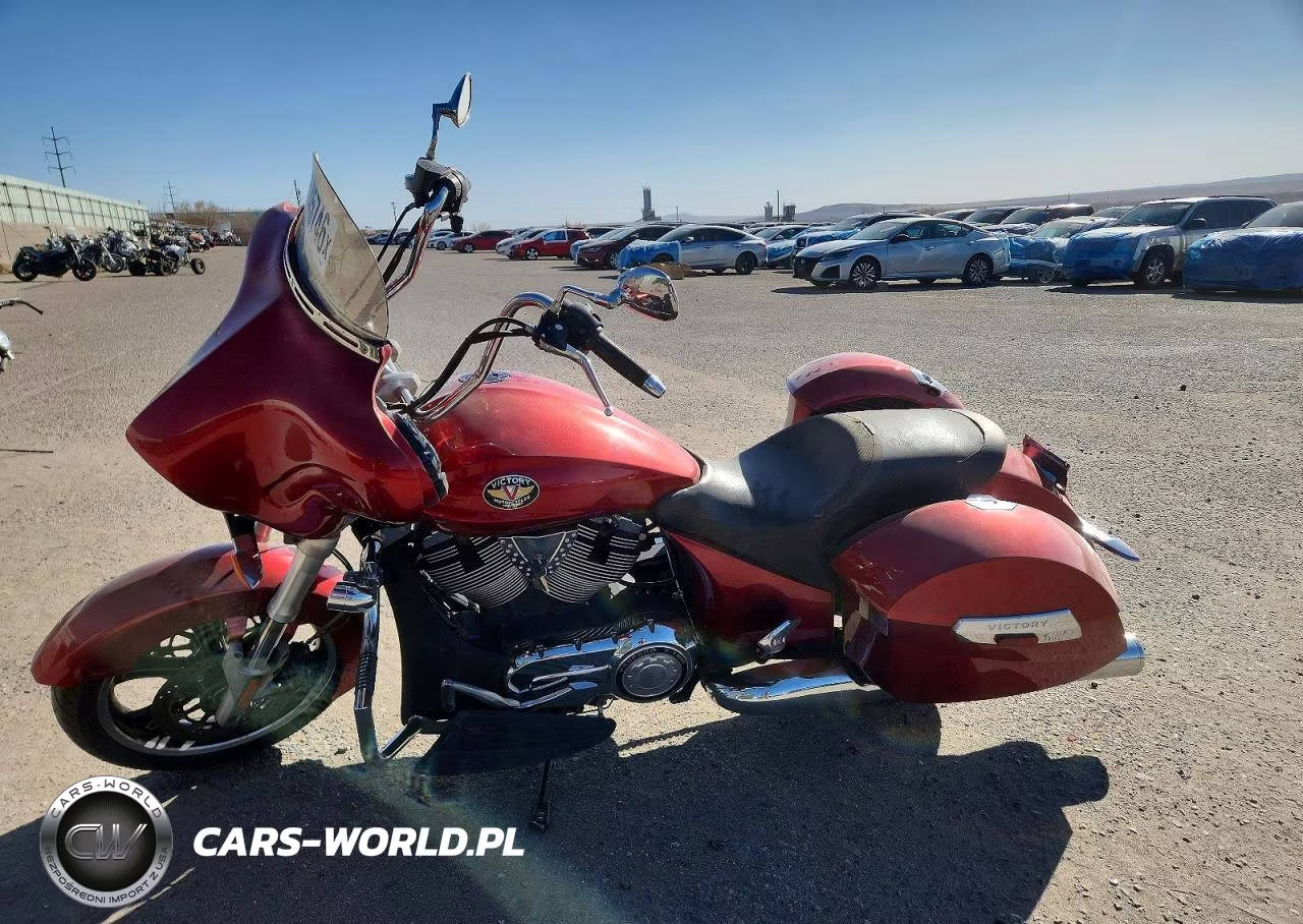 2012 Victory Motorcycles Cross Roads Custom VIN:5VPBW36N3C3008609 - 3
