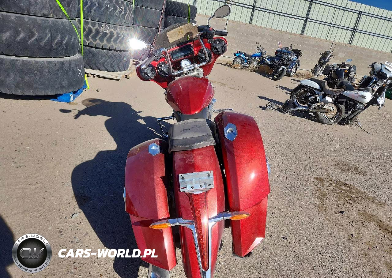 2012 Victory Motorcycles Cross Roads Custom VIN:5VPBW36N3C3008609 - 4