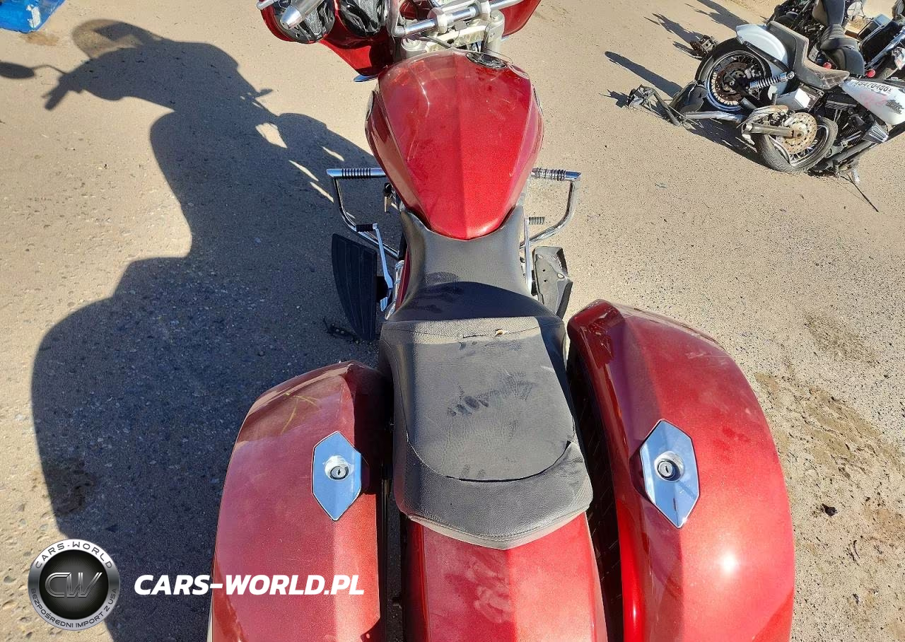 2012 Victory Motorcycles Cross Roads Custom VIN:5VPBW36N3C3008609 - 6