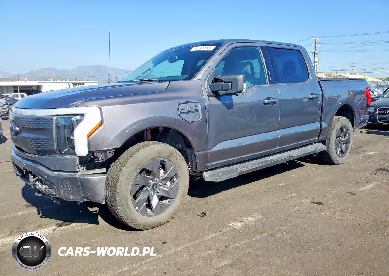 2023 Ford F150 Lightning Pro