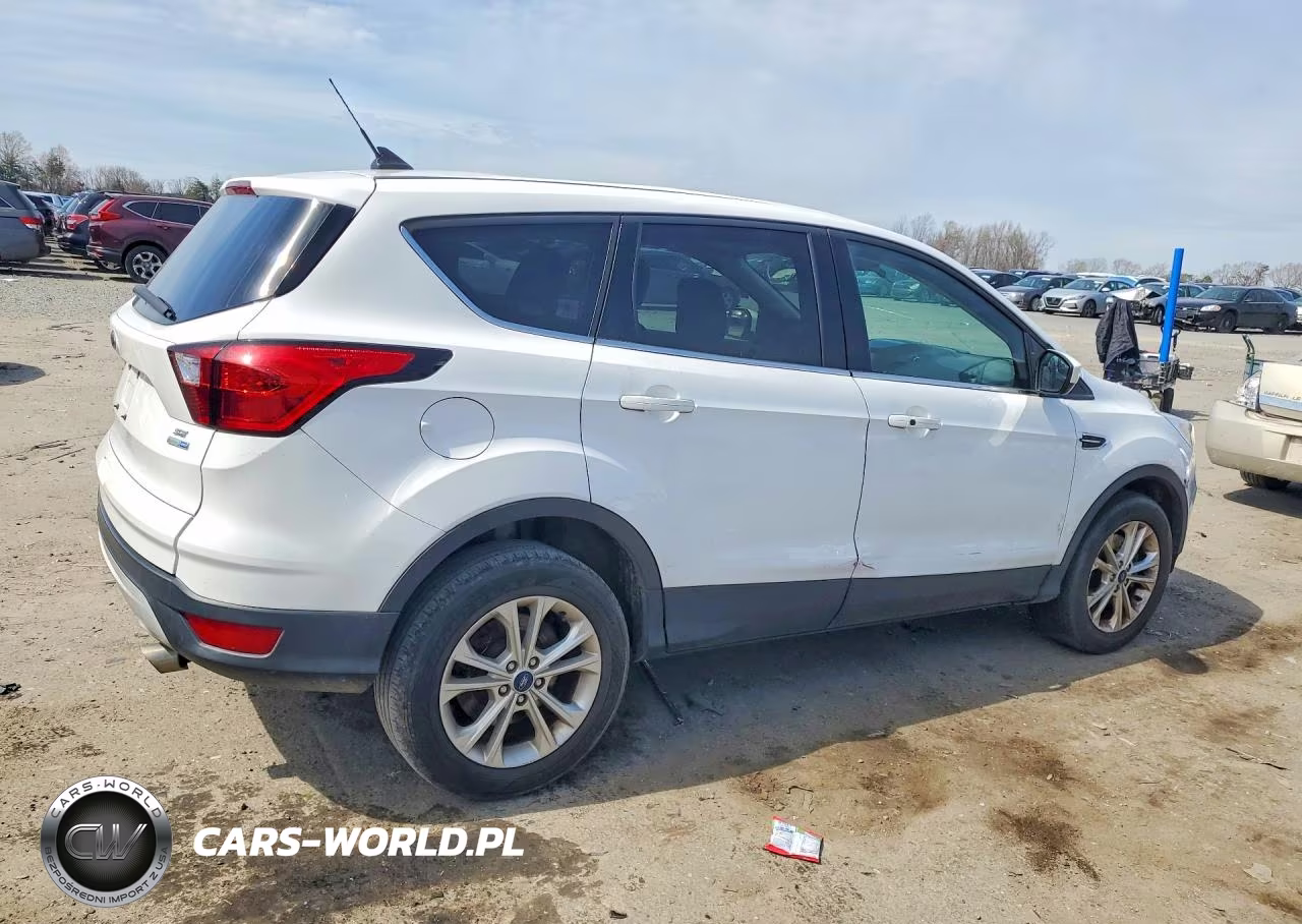 2019 Ford Escape Se VIN:1FMCU9G97KUC08667 - 3