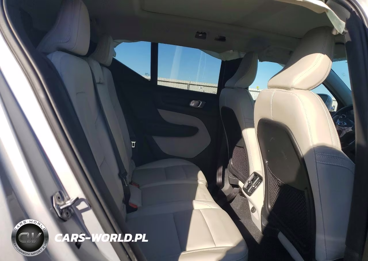 2019 Volvo Xc40 T5 Momentum VIN:YV4162UK7K2120215 - 10