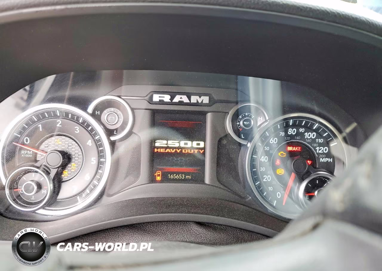 2020 Ram 2500 Big Horn VIN:3C6UR5DJ3LG104223 - 9