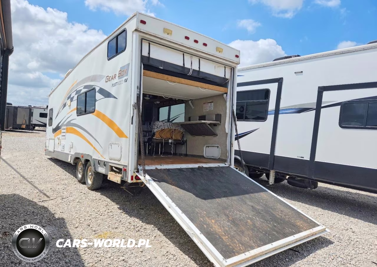 2004 Fleetwood Gearbox Camper VIN:4CE7F262941595037 - 3