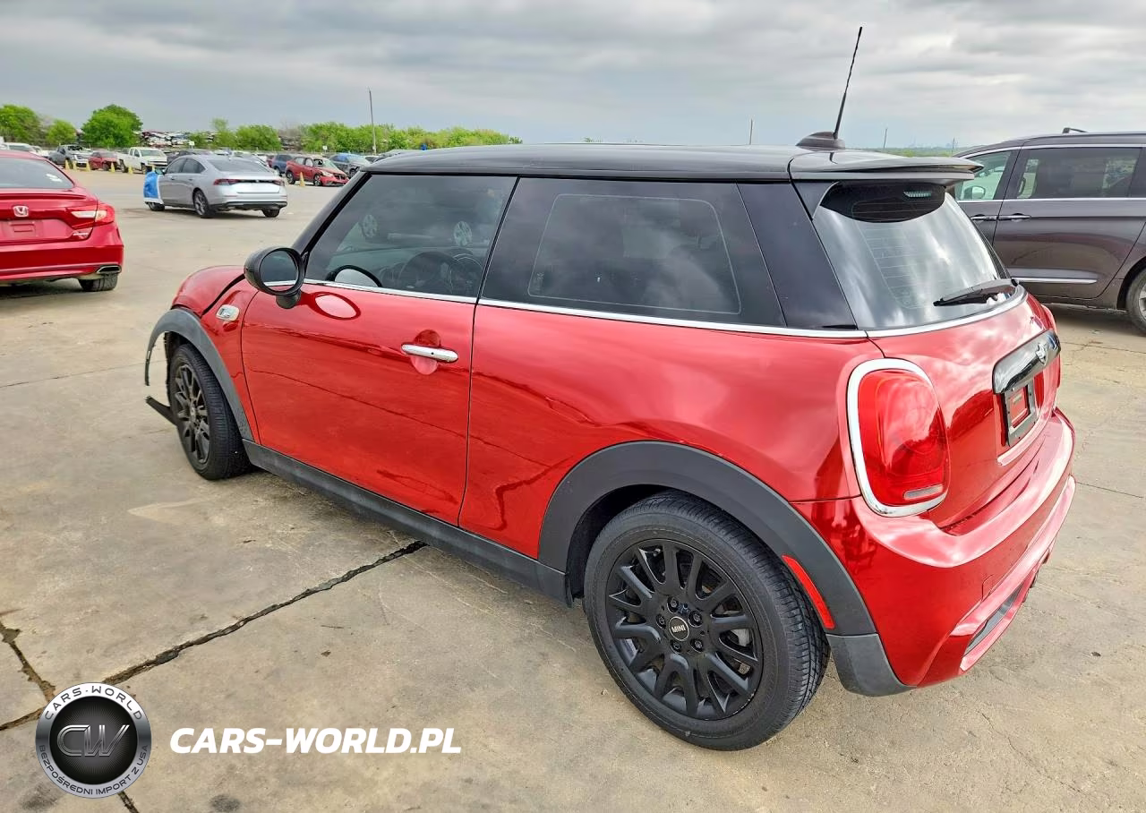2015 Mini Cooper S VIN:WMWXP7C50F2A40232 - 2