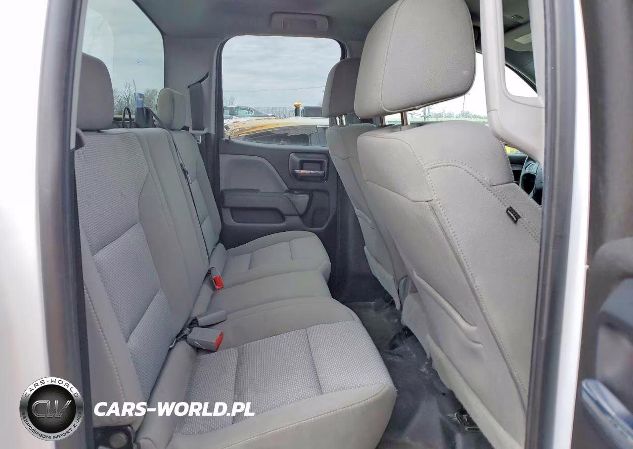 2018 Chevrolet Silverado K1500 VIN:1GCVKNEH9JZ201016 - 10
