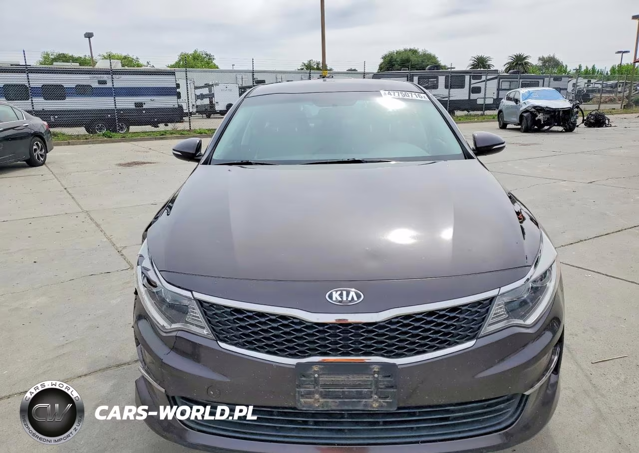 2018 Kia Optima Lx VIN:KNAGT4L30J5238841 - 5
