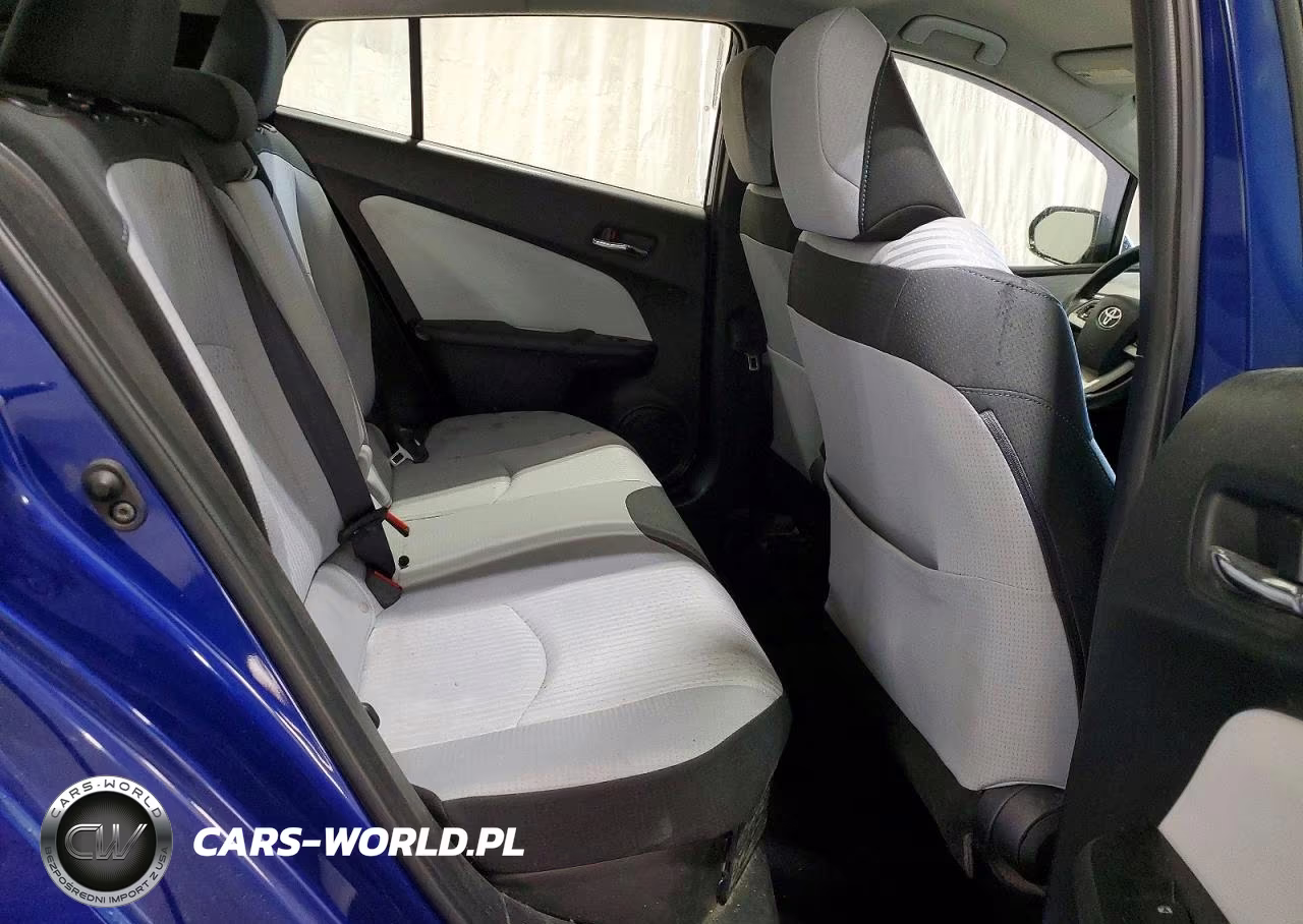 2016 Toyota Prius Three VIN:JTDKARFU2G3503199 - 10