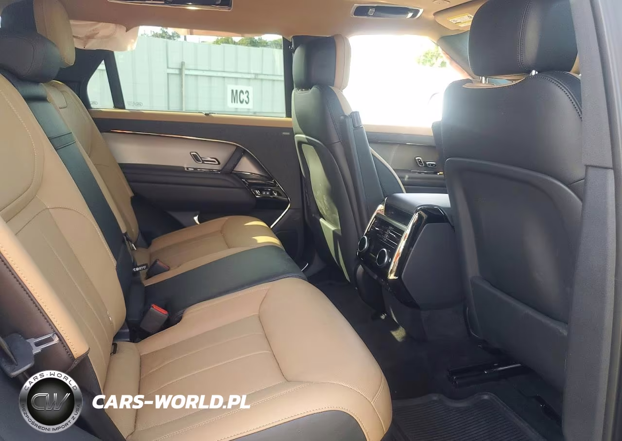 2025 Land Rover Range Rover Sport Dynamic Se VIN:SAL1L9E94SA480766 - 10
