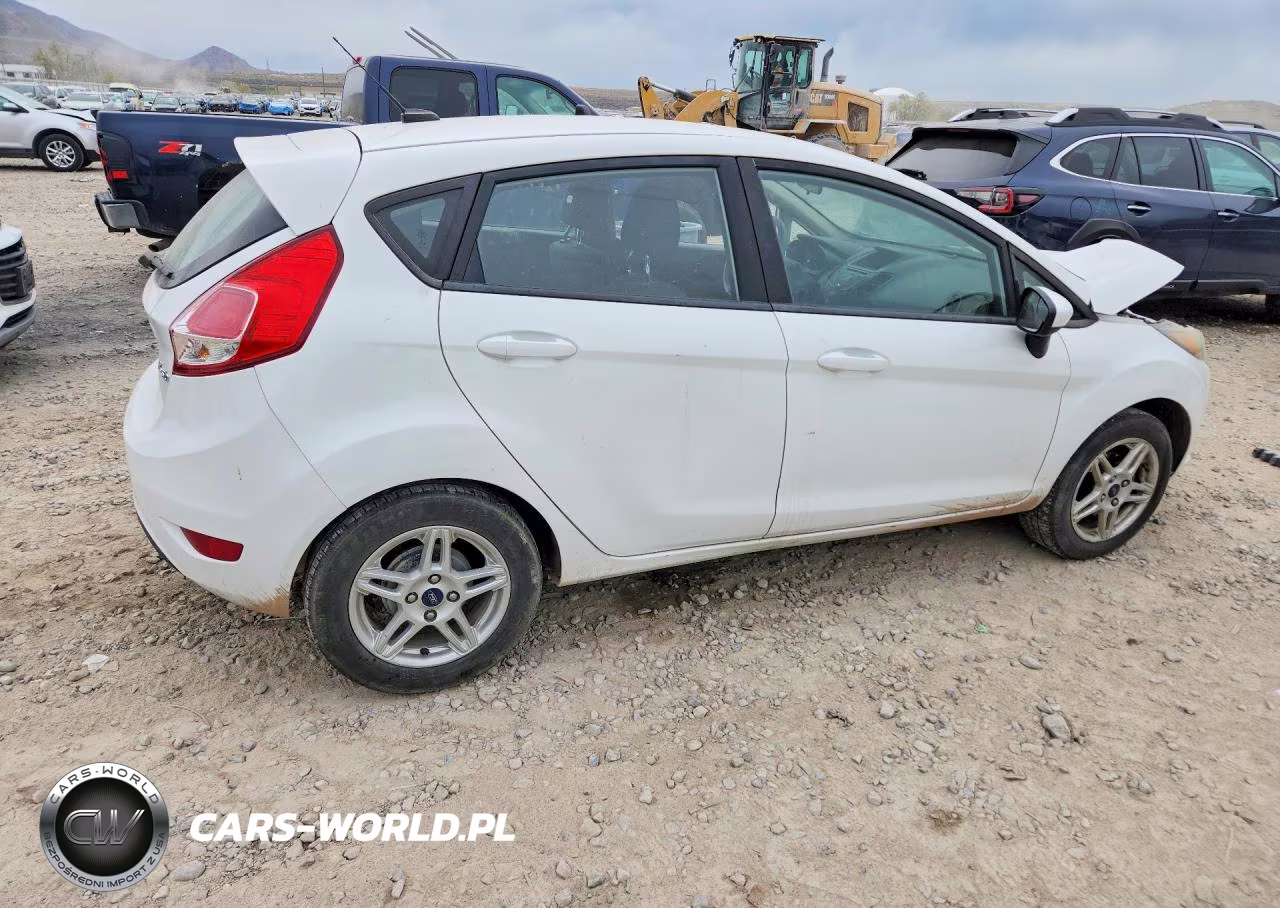 2018 Ford Fiesta Se VIN:3FADP4EJ6JM118760 - 3