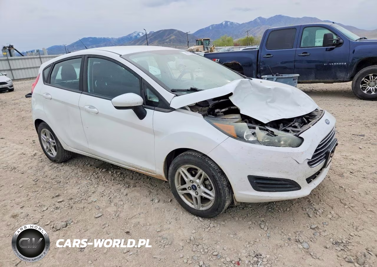 2018 Ford Fiesta Se VIN:3FADP4EJ6JM118760 - 4