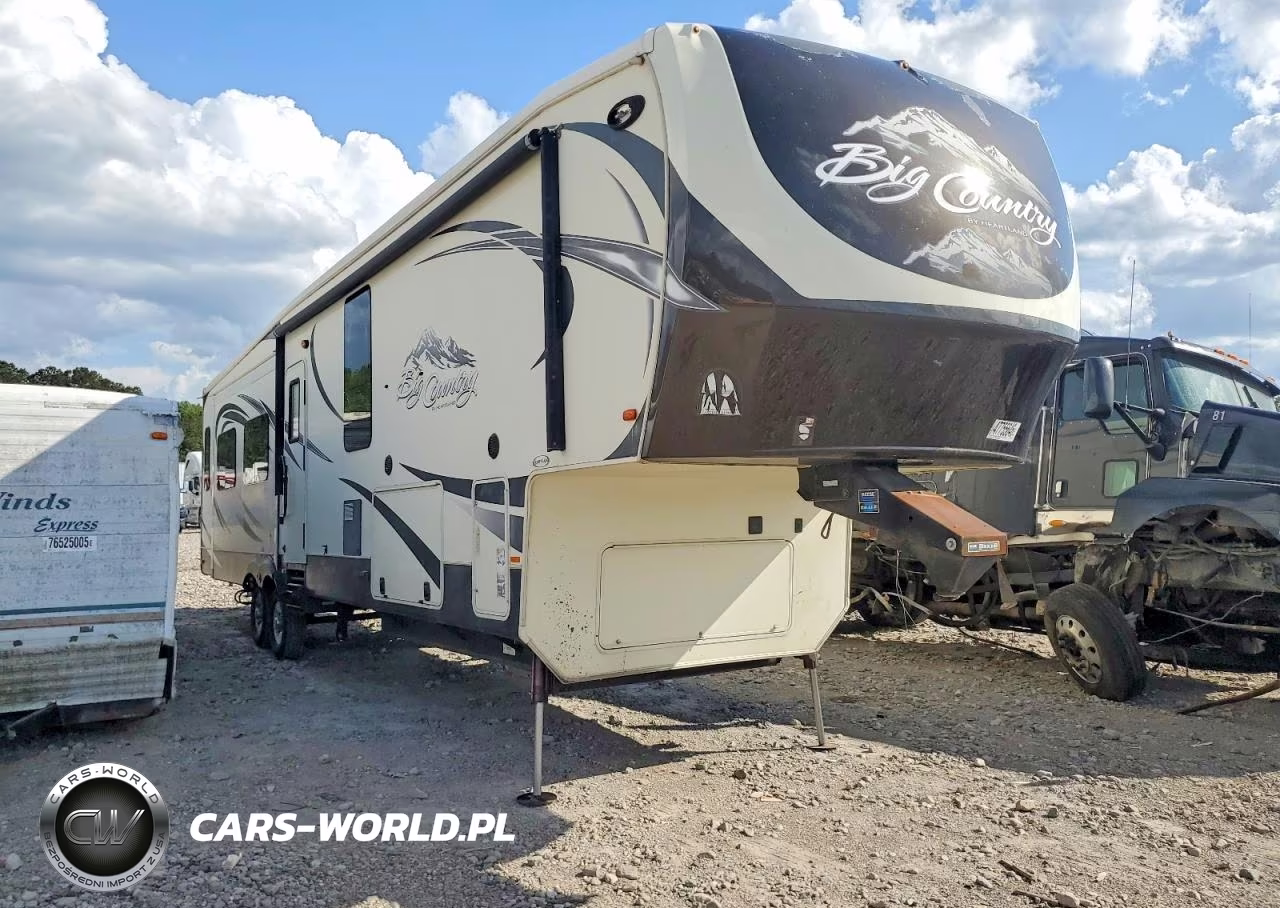 2015 Heartland Big Country Camper