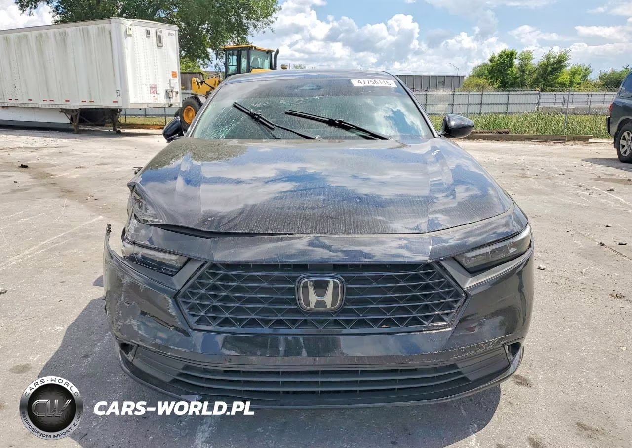 2025 Honda Accord Hybrid Sport-L VIN:1HGCY2F74SA045110 - 5