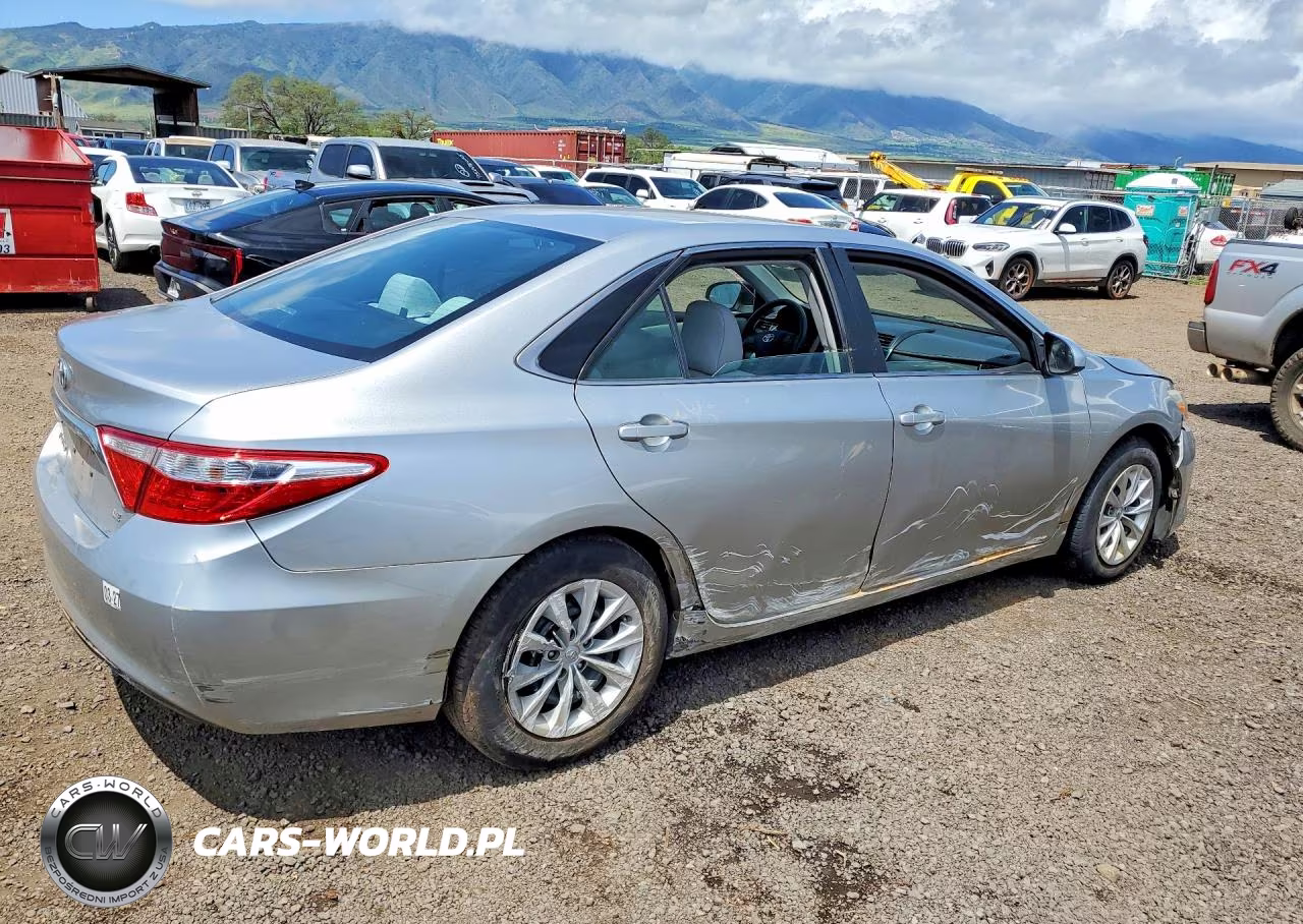 2015 Toyota Camry Le VIN:4T1BF1FK9FU908630 - 3