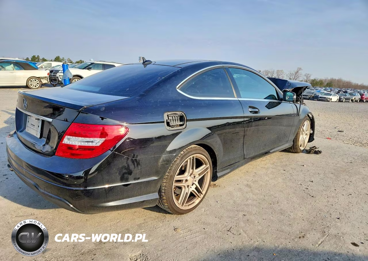 2015 Mercedes-Benz C 250 VIN:WDDGJ4HB2FG361261 - 3
