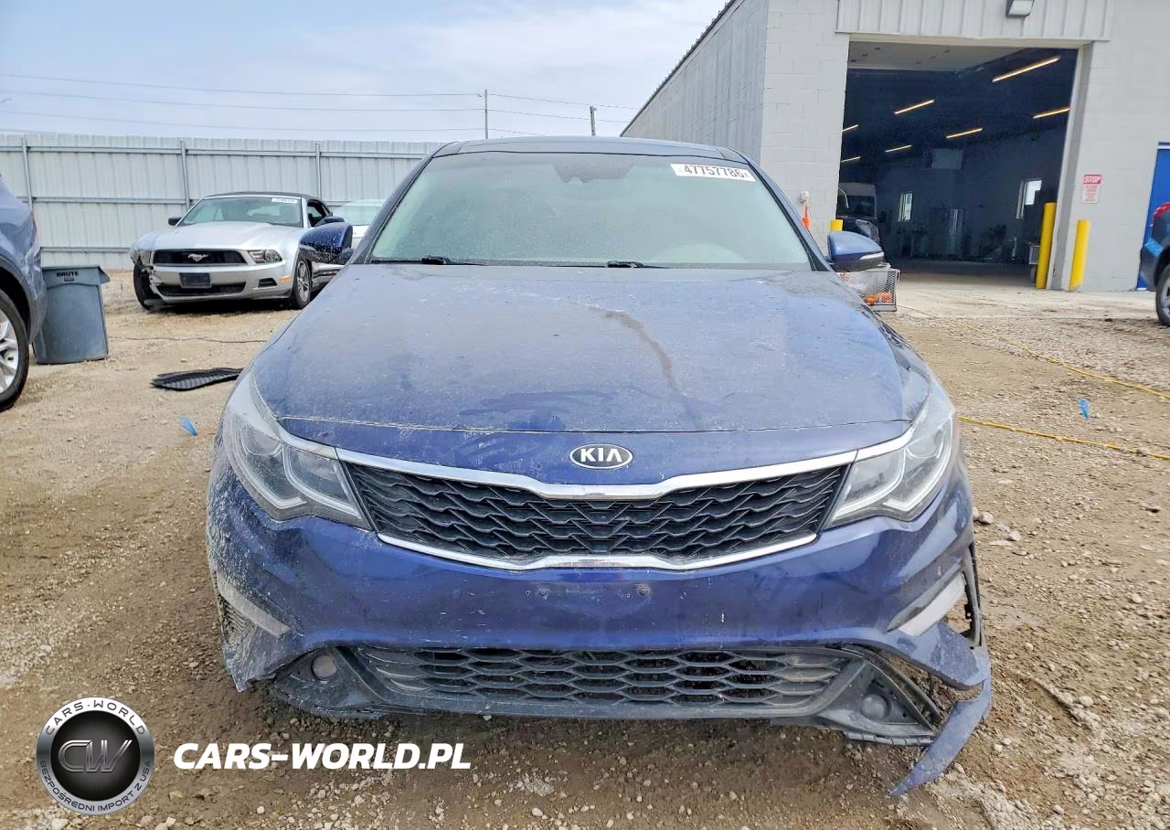 2019 Kia Optima S VIN:5XXGT4L30KG360650 - 5