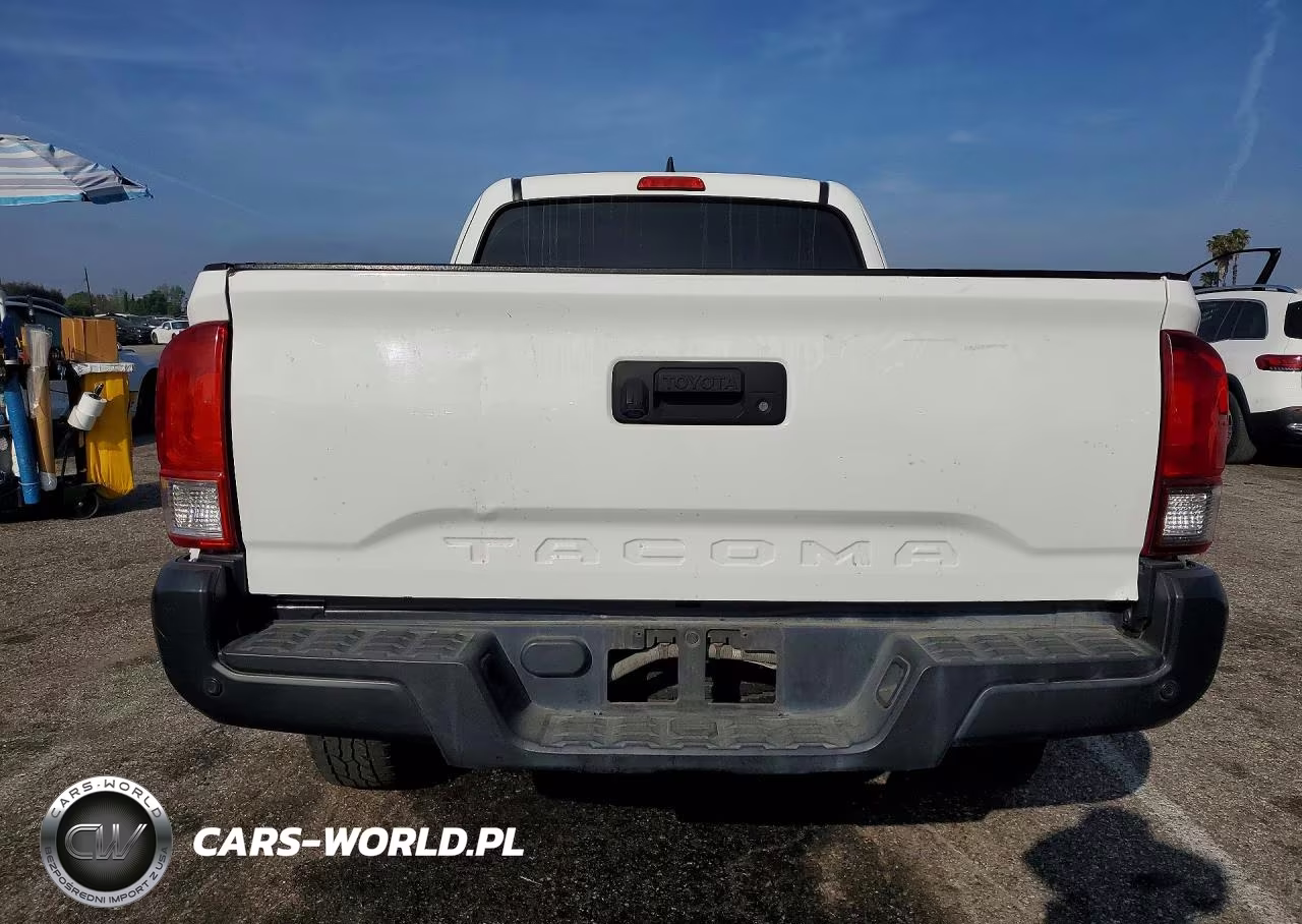 2018 Toyota Tacoma Sr VIN:5TFRX5GN1JX112123 - 6