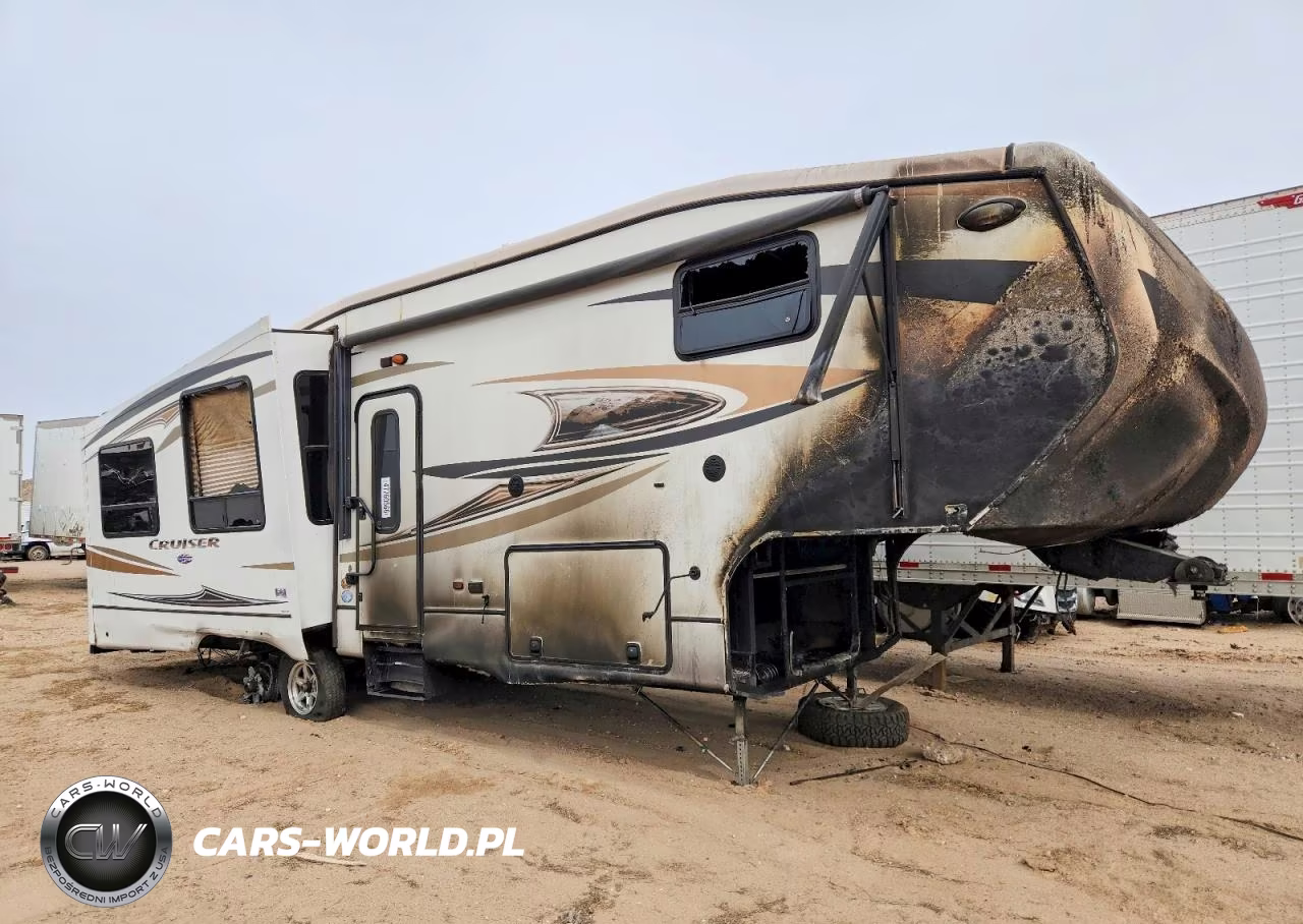 2013 Cross Roads Cruiser Camper