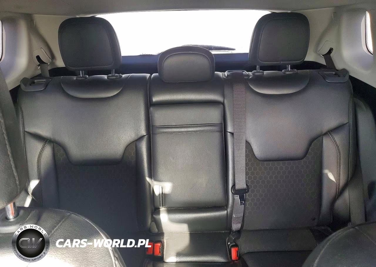 2019 Jeep Compass Latitude VIN:3C4NJCBB3KT809369 - 10