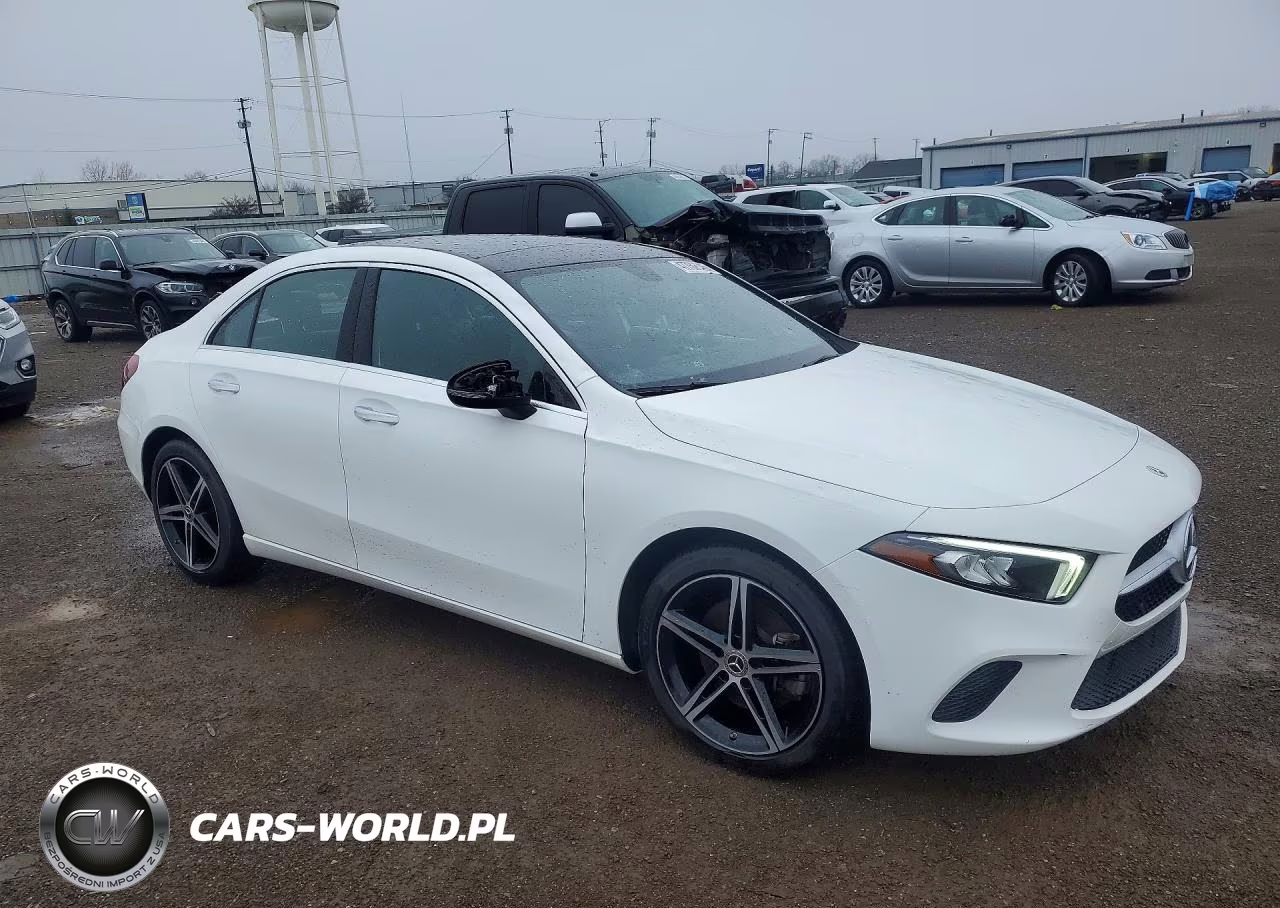 2022 Mercedes-Benz A 220 4Matic VIN:W1K3G4FB5NJ349946 - 4