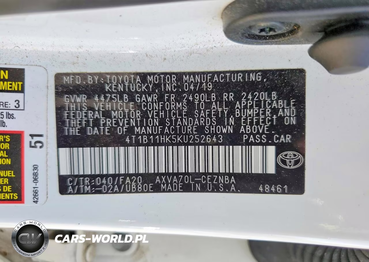2019 Toyota Camry Le VIN:4T1B11HK5KU252643 - 12