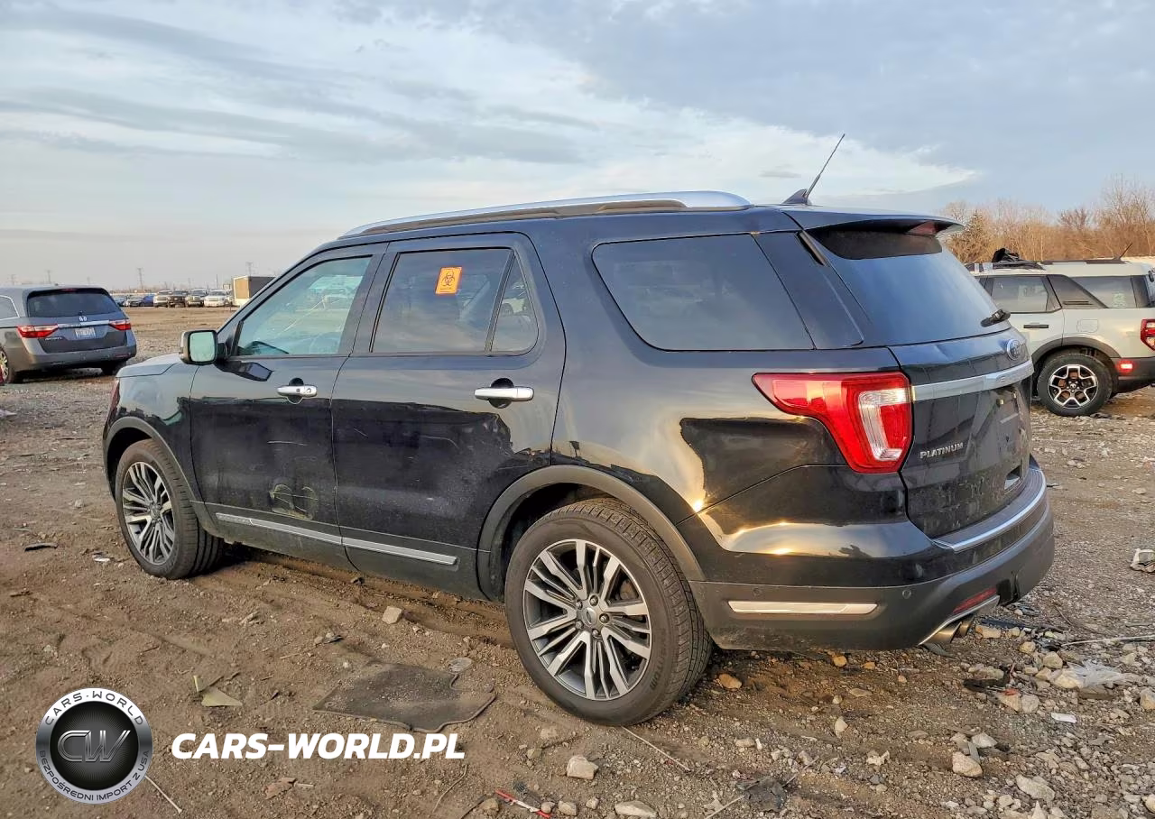 2019 Ford Explorer Platinum VIN:1FM5K8HT8KGA70820 - 2