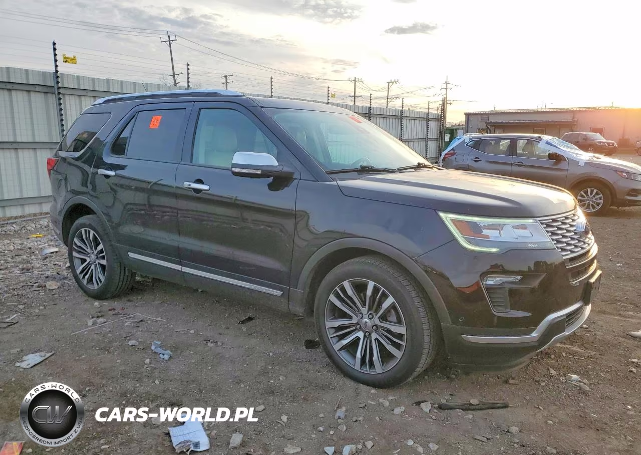 2019 Ford Explorer Platinum VIN:1FM5K8HT8KGA70820 - 4